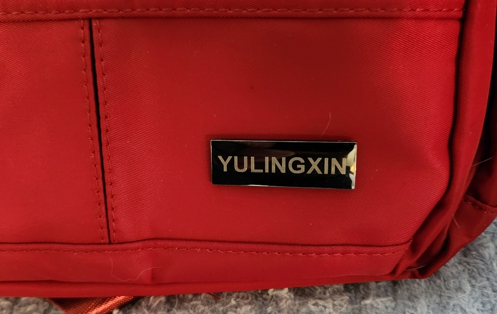 Yulingxin red purse